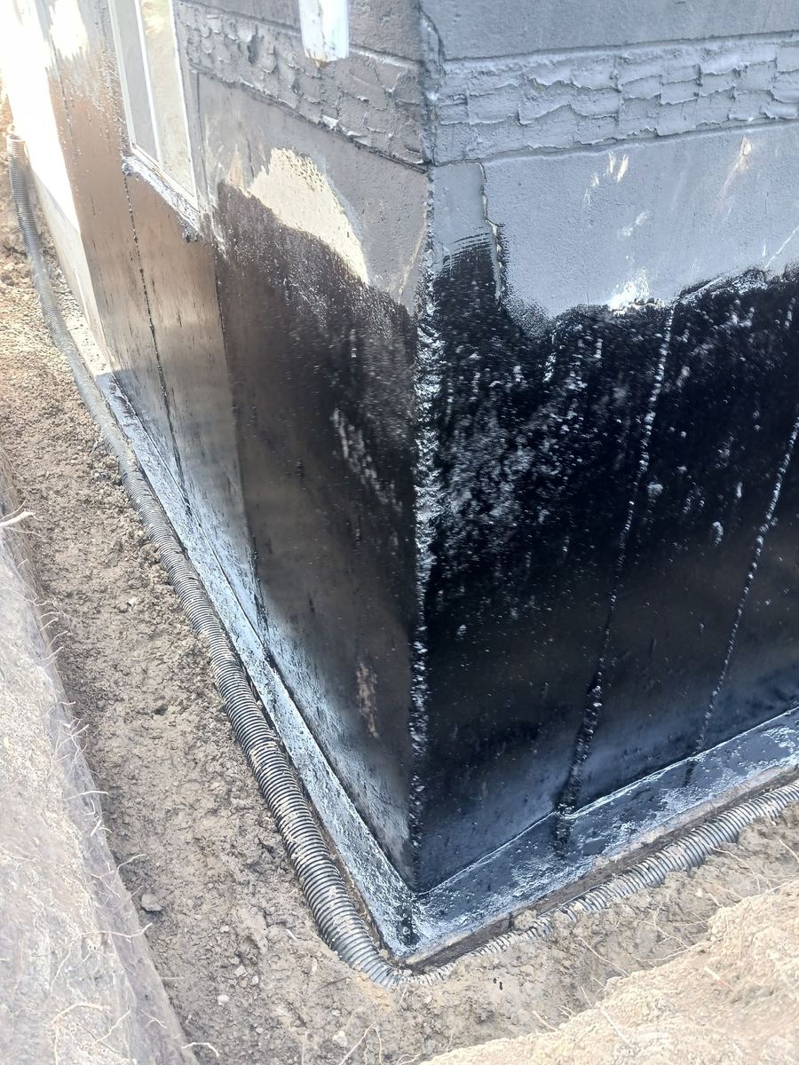 Foundation corner waterproofing detail